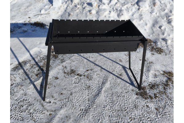 Мангал „Выходной“ — всегда под рукой.